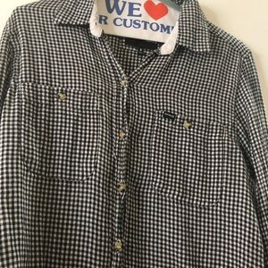 Hurley Tops - Hurley Checkered Light Flannel. Hurley Tops - Hurley Checkered Light Flannel.